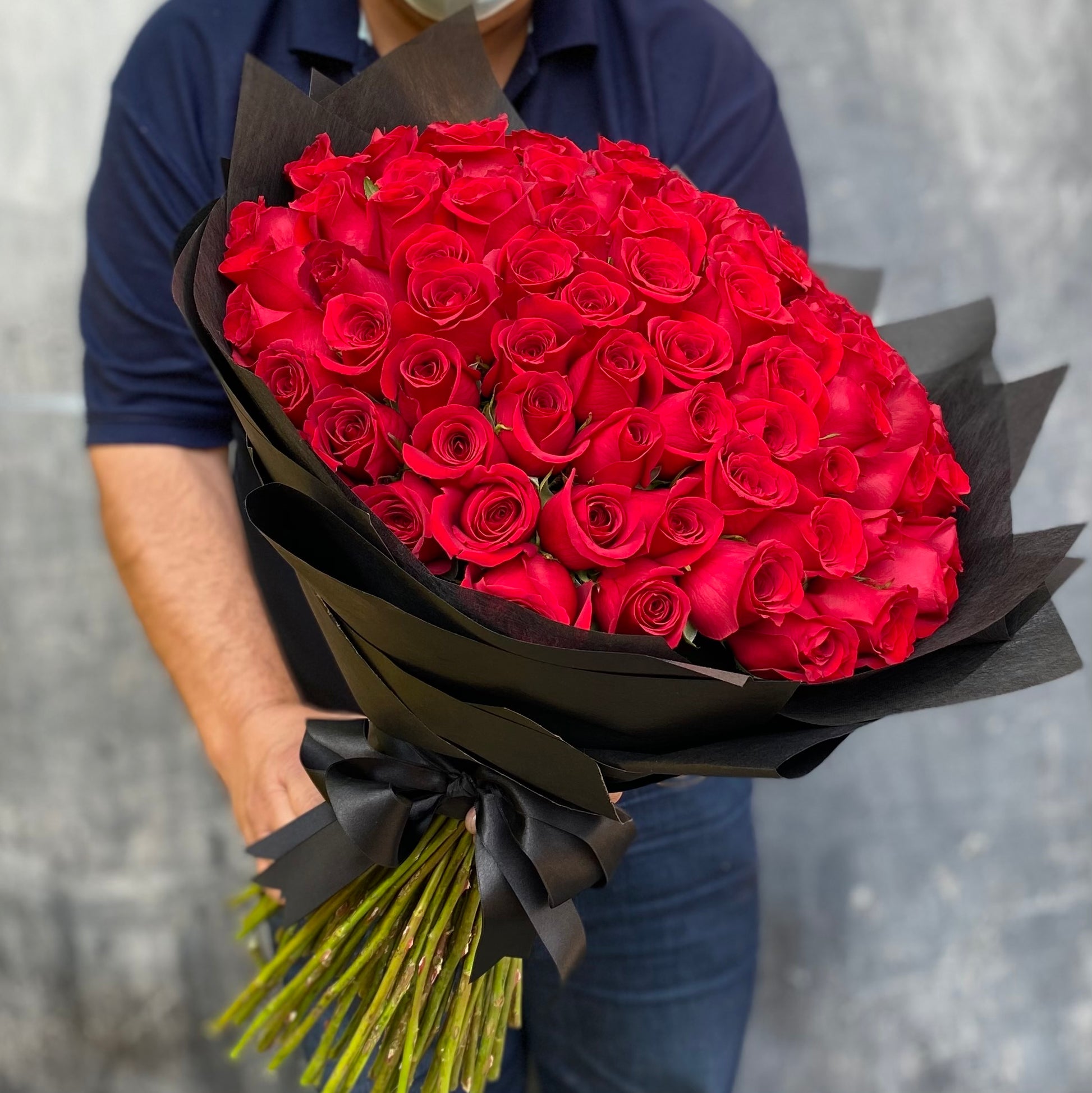 Ramo de rosas rojas